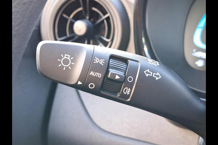 Hyundai i10 1.0 Comfort Smart Dealeronderhouden | Middenarmsteun | Achteruitrijcamera