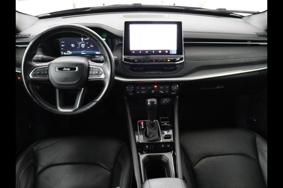 Jeep Compass 4xe 240 Plug-in Hybrid Electric S | Stoel & stuurverwarming | Trekhaak | Adaptive cruise | 360 Camera | Leder | Full LED | Carplay | 19'' | Keyless | Navigatie | PHEV