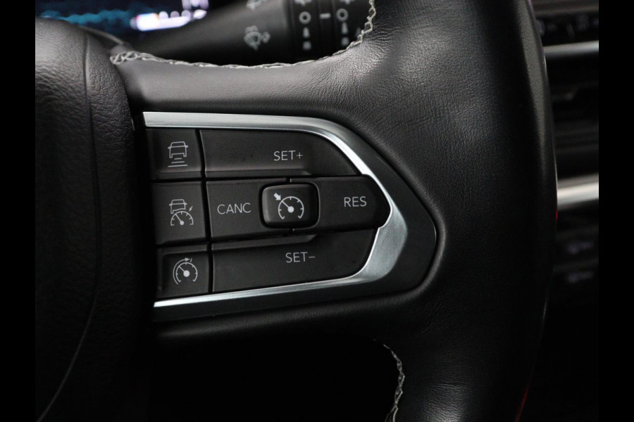 Jeep Compass 4xe 240 Plug-in Hybrid Electric S | Stoel & stuurverwarming | Trekhaak | Adaptive cruise | 360 Camera | Leder | Full LED | Carplay | 19'' | Keyless | Navigatie | PHEV