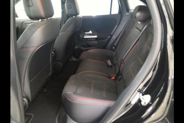 Mercedes-Benz EQA 250 Business Solution AMG 67 kWh Full Options | 42500 km!