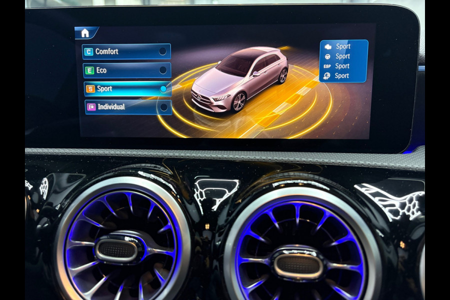 Mercedes-Benz A-Klasse 200 AMG PANO 2024