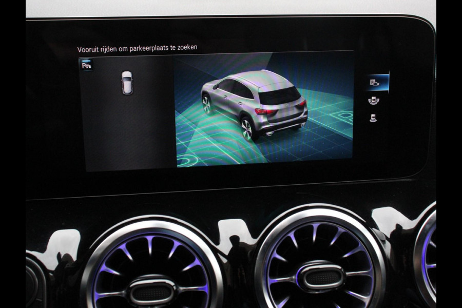 Mercedes-Benz GLA 200 Progressive | Climate control | Parkeersensoren | Apple carplay/ Andriod auto | Verwarmde voorstoelen | LED | Achteruitrijcamera | Adeptive cruise control