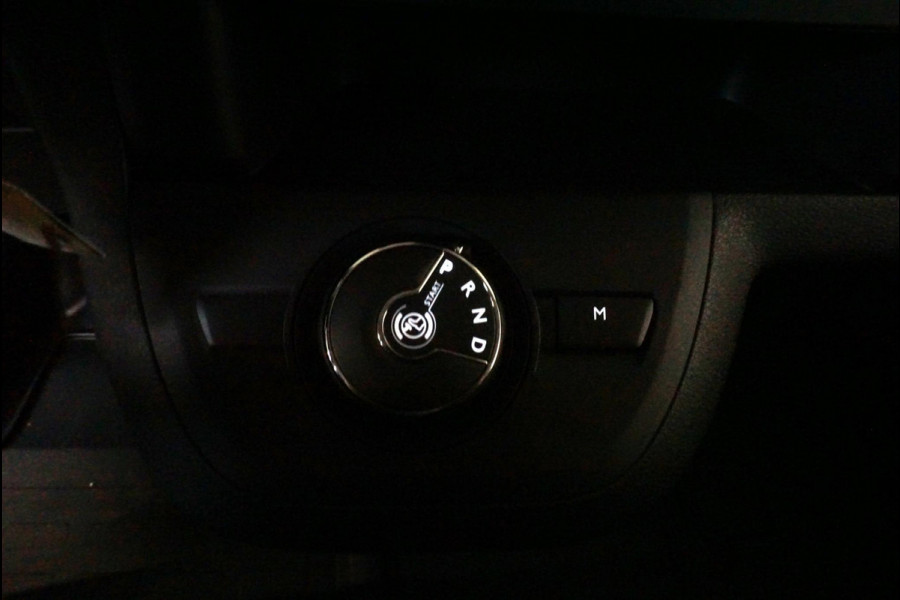 Peugeot Expert 2.0 BlueHDI 180PK Dubbele Cabine Automaat Navigatie Parkeersensoren Clima Control Trekhaak