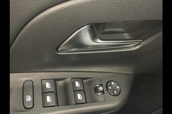 Opel CORSA-E Elegance 50 kWh Navigatie Apple Carplay/Android Auto Camera Parkeersensoren achter Cruise Control Lichtmetalen velgen Climate Control
