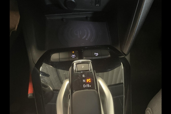Opel CORSA-E Elegance 50 kWh Navigatie Apple Carplay/Android Auto Camera Parkeersensoren achter Cruise Control Lichtmetalen velgen Climate Control