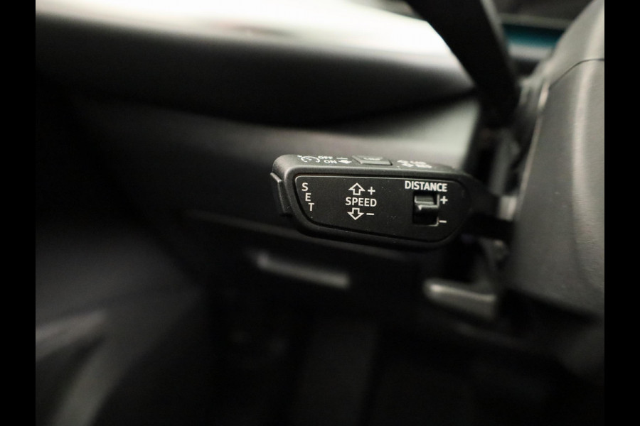 Audi Q5 Advanced edition e-hybrid 299 pk | Trekhaak elektrisch | Stoelen voor elektrisch | Techniekpakket plus | Sportstoelen leder |