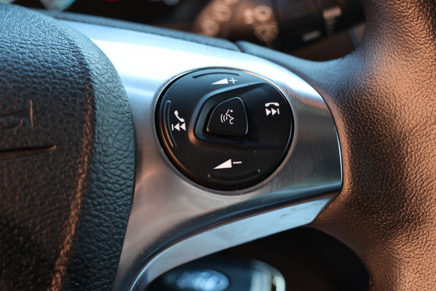 Ford Transit Connect 1.5 EcoBlue L2 AUT | L+R Schuifdeur | Cruise control | Stoelverwarming | Trekhaak | PDC V+A | Airco | Automaat | Dealer onderhouden | Nieuwe APK