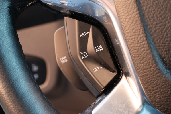 Ford Transit Connect 1.5 EcoBlue L2 AUT | L+R Schuifdeur | Cruise control | Stoelverwarming | Trekhaak | PDC V+A | Airco | Automaat | Dealer onderhouden | Nieuwe APK