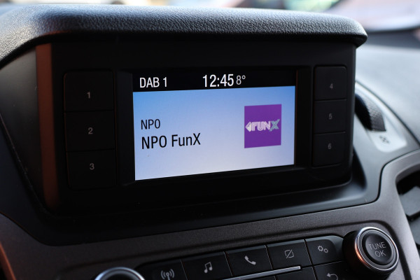 Ford Transit Connect 1.5 EcoBlue L2 AUT | L+R Schuifdeur | Cruise control | Stoelverwarming | Trekhaak | PDC V+A | Airco | Automaat | Dealer onderhouden | Nieuwe APK