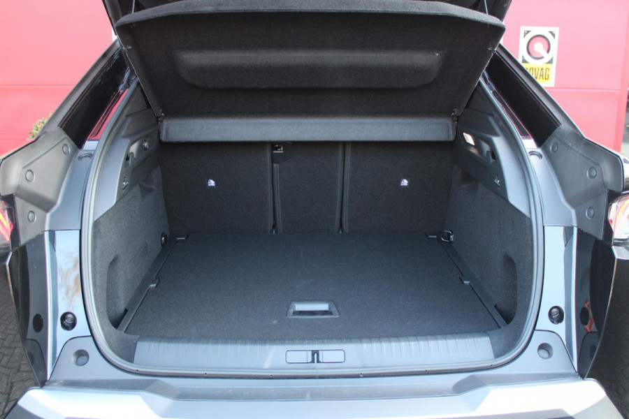 Peugeot 3008 1.6 plug-in Hybrid 195 GT **NIEUW** | NAPPA LEDEREN BEKLEDING DONKERGRIJS | PANORAMISCH SCHUIF/KANTEL DAK | FOCAL AUDIO SYSTEM | TREKHAAK MET AFNEEMBARE KOGEL | ELEKTRISCH BEDIENBARE VOORSTOELEN MET GEHEUGEN/MASSAGE FUNCTIE | STOEL VENTILATIE | STOEL/STUUR VERWARMING | NAVIGATIE | DRAADLOZE APPLE CARPLAY/ANDROID AUTO | FULL LED MATRIX KOPLAMPEN | 20" LICHTMETALEN VELGEN | ELEKTRISCH BEDIENBARE ACHTERKLEP | SFEER VERLICHTING | 360° CAMERA | DODEHOEK DETECTIE | KEYLESS ENTRY/START | 7,4KW ONBOARD CHARGER |