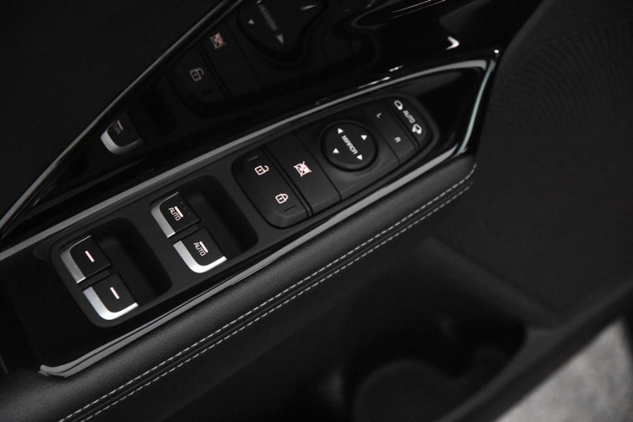 Kia Niro 1.6 Vision Hybrid *1ste Eigenaar*Leer*Navigatie*Keyless