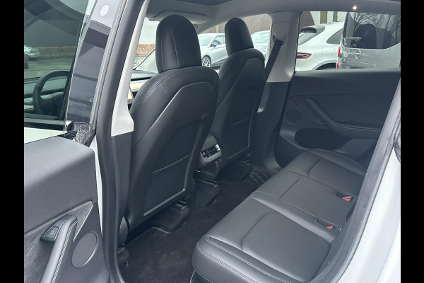 Tesla Model Y Long Range AWD 75 kWh SOH 96% | AUTOPILOT|  TESLA GARANTIE OP DE HOOGVOLTACCU EN AANDRIJFLIJN TOT 2030 of 192.000KM | STOEL + STUURVERWARMING| ACHTERBANK VERWARMD