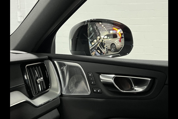 Volvo XC60 2.0 T6 Plug-in hybrid AWD Ultra Black Edition Trekhaak | Bowers & Wilkins | Massage | Stoel ventilatie | Open dak | Stuur-/stoelverwarming | Head-up
