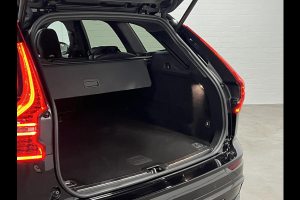 Volvo XC60 2.0 T6 Plug-in hybrid AWD Ultra Black Edition Trekhaak | Bowers & Wilkins | Massage | Stoel ventilatie | Open dak | Stuur-/stoelverwarming | Head-up