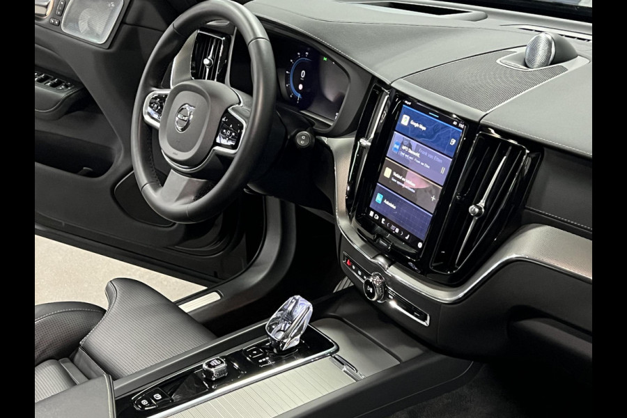 Volvo XC60 2.0 T6 Plug-in hybrid AWD Ultra Black Edition Trekhaak | Bowers & Wilkins | Massage | Stoel ventilatie | Open dak | Stuur-/stoelverwarming | Head-up