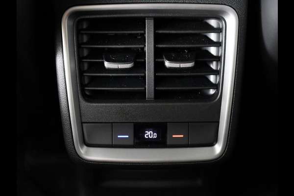 Škoda Enyaq 85 Business Edition 286pk | Elektrische stoel | Blind Spot | Adaptive Cruise Control | Navigatie | Camera | Bumpers in carroserie kleur