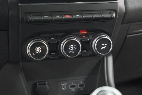 Renault Captur TCe 130 Edition One | Camera | 9.3 Inch Grootscherm | Navigatie | Apple Carplay | Parkeersensoren