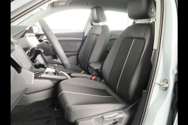 Audi A1 Sportback Advanced edition 25 TFSI 95 PK | Buitenspiegels elektrisch inklapbaar | Apple carplay | Dak in contrastkleur | 17'' lm velgen |