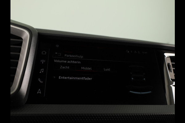 Audi A1 Sportback Advanced edition 25 TFSI 95 PK | Buitenspiegels elektrisch inklapbaar | Apple carplay | Dak in contrastkleur | 17'' lm velgen |