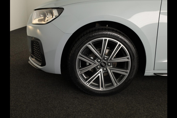 Audi A1 Sportback Advanced edition 25 TFSI 95 PK | Buitenspiegels elektrisch inklapbaar | Apple carplay | Dak in contrastkleur | 17'' lm velgen |
