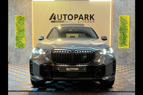 BMW X5 XDrive50e M-SPORT|PANO|BOWERS &WILKINS|SOFTCLOSE|LUCHTVERING|360 CAM|HUD|KEYLESS|MEMORY SEATS|FABRIEKSGARANTIE|BOMVOL!