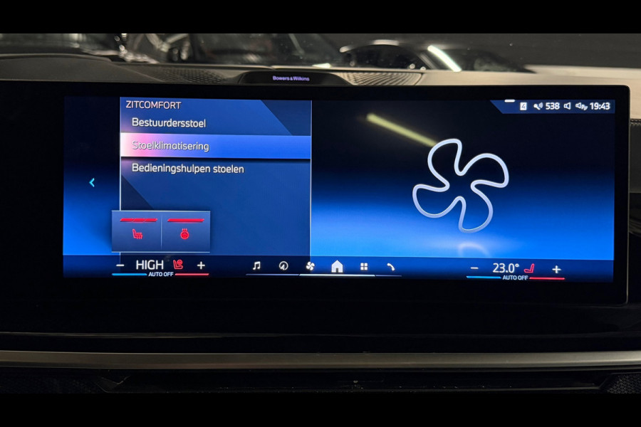 BMW X5 XDrive50e M-SPORT|PANO|BOWERS &WILKINS|SOFTCLOSE|LUCHTVERING|360 CAM|HUD|KEYLESS|MEMORY SEATS|FABRIEKSGARANTIE|BOMVOL!