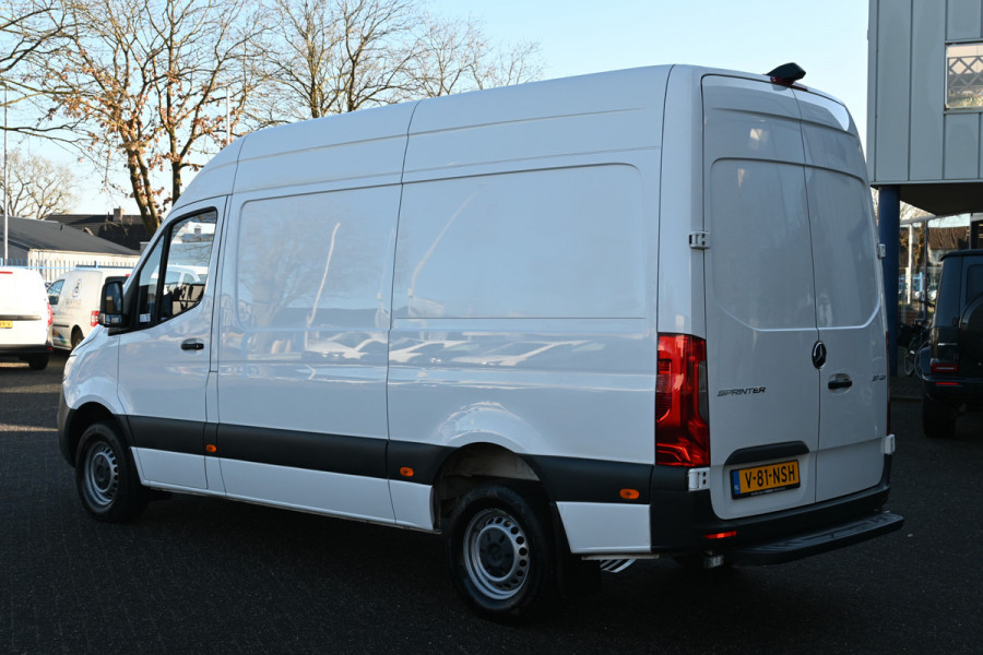 Mercedes-Benz Sprinter 317 CDI L2H2 Werkplaats inrichting, Geveerde stoel, Standkachel