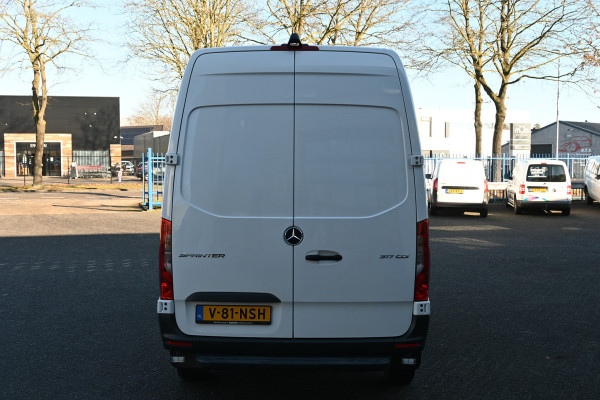 Mercedes-Benz Sprinter 317 CDI L2H2 Werkplaats inrichting, Geveerde stoel, Standkachel