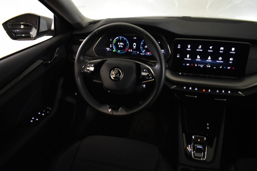 Škoda Octavia Combi TSI iV PHEV 204PK DSG HYBRID BUSINESS NAVI/CARPLAY/PDC STOELVERW