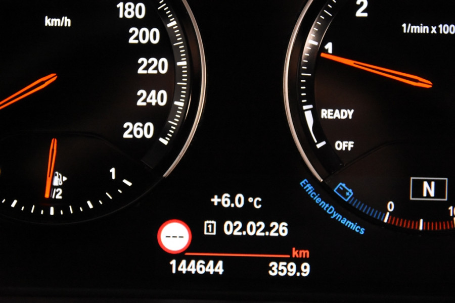 BMW X2 sDrive18i Sport *Leer*Navi*Trekhaak*Park assist*