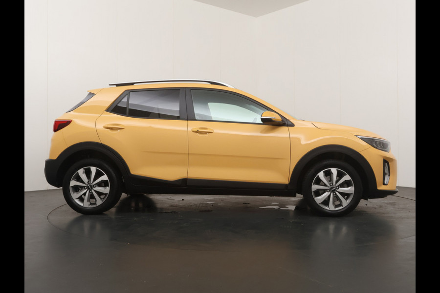 Kia Stonic 1.0 T-GDi MHEV DynamicPlusLine - Stoel/Stuurverwarming - Lichtmetalen Velgen - Navigatie - LED Koplampen - Cruise Control - Fabrieksgarantie Tot 2031
