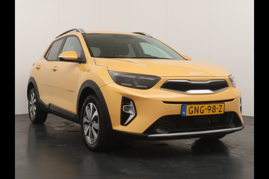 Kia Stonic 1.0 T-GDi MHEV DynamicPlusLine - Stoel/Stuurverwarming - Lichtmetalen Velgen - Navigatie - LED Koplampen - Cruise Control - Fabrieksgarantie Tot 2031