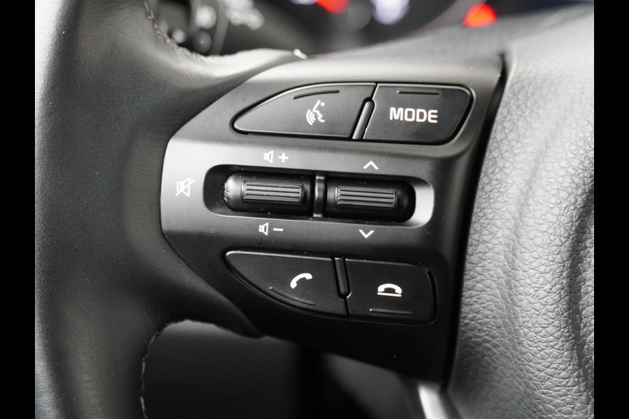 Kia Stonic 1.0 T-GDi MHEV DynamicPlusLine - Stoel/Stuurverwarming - Lichtmetalen Velgen - Navigatie - LED Koplampen - Cruise Control - Fabrieksgarantie Tot 2031