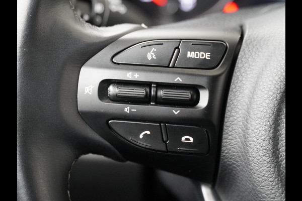 Kia Stonic 1.0 T-GDi MHEV DynamicPlusLine - Stoel/Stuurverwarming - Lichtmetalen Velgen - Navigatie - LED Koplampen - Cruise Control - Fabrieksgarantie Tot 2031