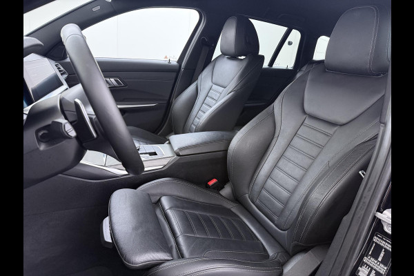 BMW 3 Serie Touring 318i High Executive Edition VAN € 34.900,- VOOR € 32.877,- UW LENTEVOORDEEL: maar liefst € 2.023,-!| M Sport | Afneembare trekhaak | Stoelverwarming | Origineel Nederlands geleverd (NAP) | Rijklaar geleverd incl. 12 maanden BOVAG-garantie