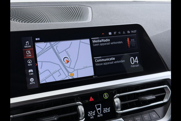 BMW 3 Serie Touring 318i High Executive Edition VAN € 34.900,- VOOR € 32.877,- UW LENTEVOORDEEL: maar liefst € 2.023,-!| M Sport | Afneembare trekhaak | Stoelverwarming | Origineel Nederlands geleverd (NAP) | Rijklaar geleverd incl. 12 maanden BOVAG-garantie