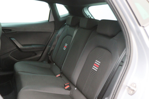 Seat Ibiza 1.0 TSI FR Business Intense Camera, BeatsAudio, Apple Carplay, PDC, 17"