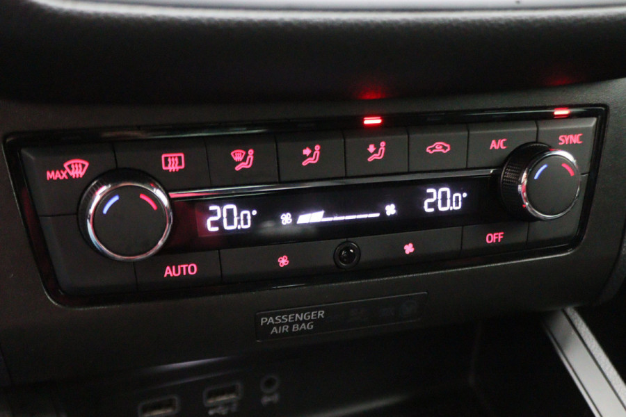 Seat Ibiza 1.0 TSI FR Business Intense Camera, BeatsAudio, Apple Carplay, PDC, 17"