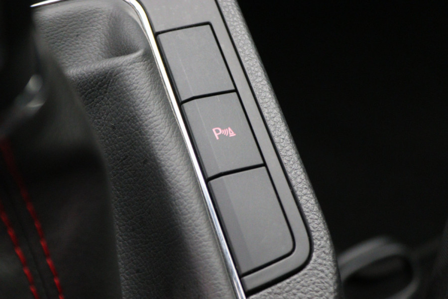 Seat Ibiza 1.0 TSI FR Business Intense Camera, BeatsAudio, Apple Carplay, PDC, 17"