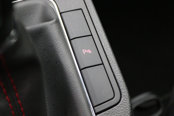 Seat Ibiza 1.0 TSI FR Business Intense Camera, BeatsAudio, Apple Carplay, PDC, 17"