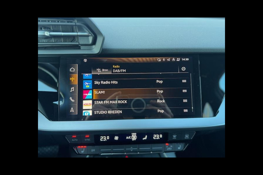 Audi A3 Sportback 45 TFSI e S Black edition Competition,Stoelverwarming,Carplay,Sportstoelen,