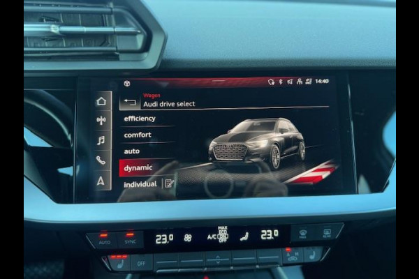 Audi A3 Sportback 45 TFSI e S Black edition Competition,Stoelverwarming,Carplay,Sportstoelen,