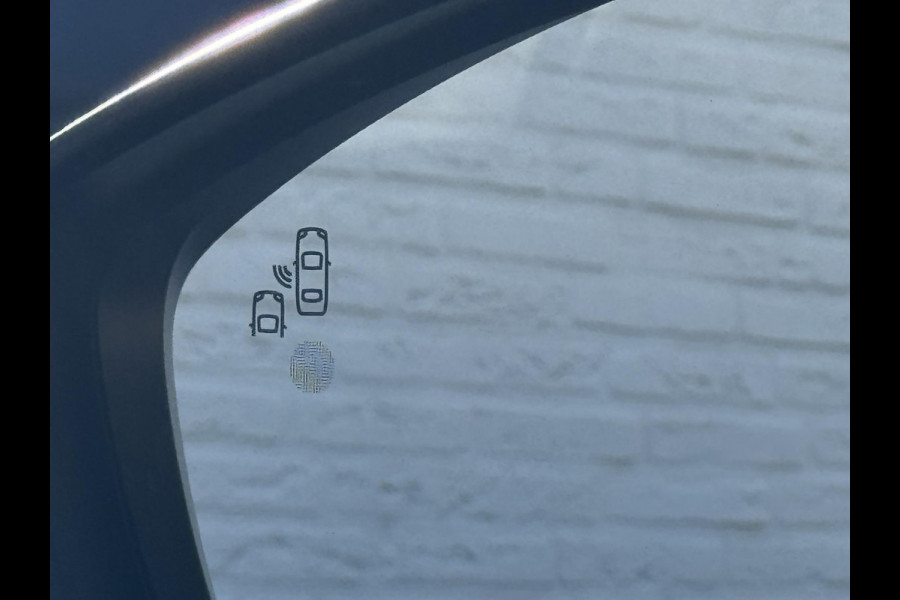 Opel Mokka 1.2 Turbo Level 5 Full LED Adaptive cruise Climate control Stoel- / stuurverwarming Apple Android Trekhaak Keyless