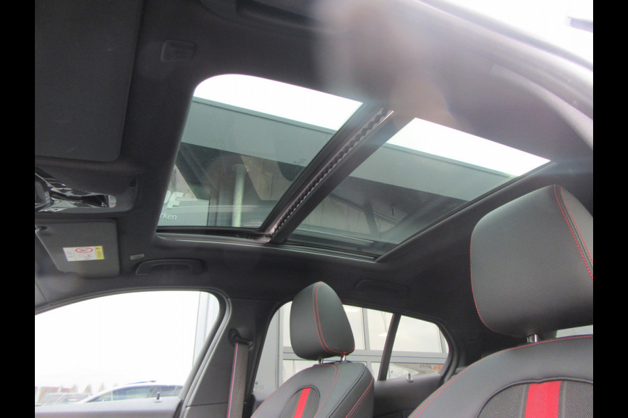 BMW 1-serie 128ti 266PK M Sport Automaat, Panoramadak, Cockpit Pro, Park Assist