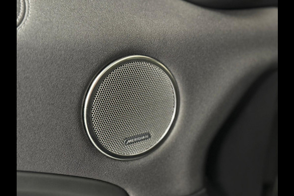 Land Rover Range Rover Evoque 2.0 Si4 HSE Dynamic | Pano | Memory | Meridian | Stoelverwarming | Camera | Leer