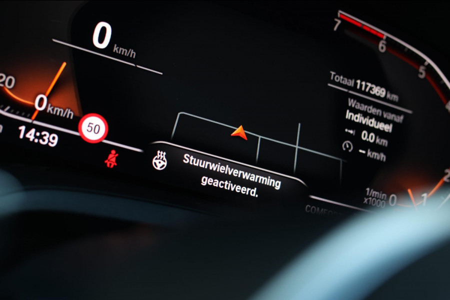 BMW 3 Serie Touring 320i High Executive *Stuurverwarming*Leder*Trekhaak*