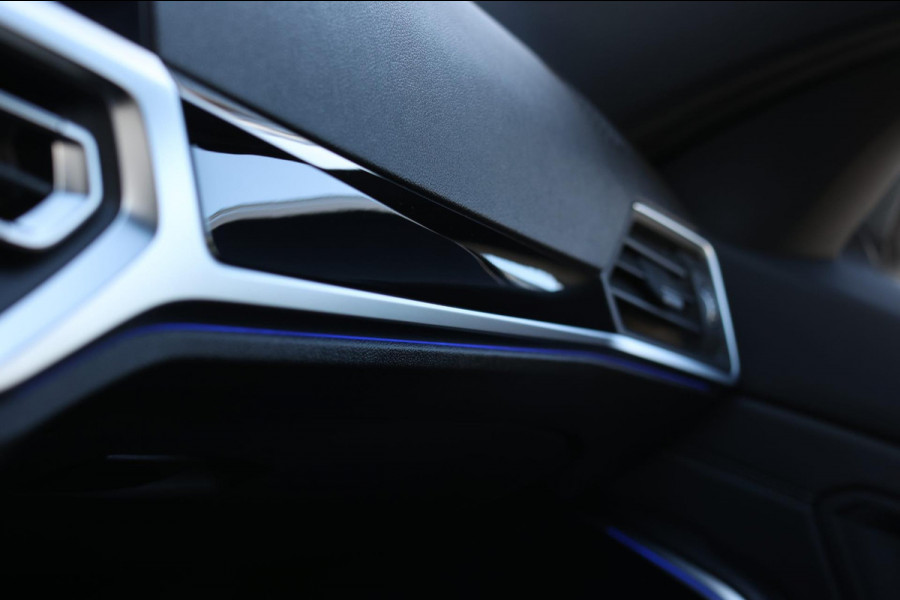 BMW 3 Serie Touring 320i High Executive *Stuurverwarming*Leder*Trekhaak*