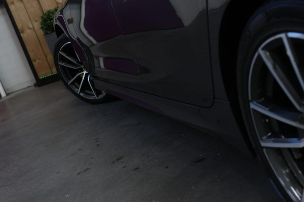 BMW 3 Serie Touring 320i High Executive *Stuurverwarming*Leder*Trekhaak*