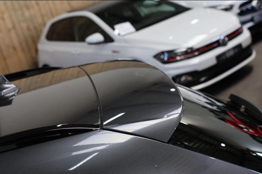 BMW 3 Serie Touring 320i High Executive *Stuurverwarming*Leder*Trekhaak*