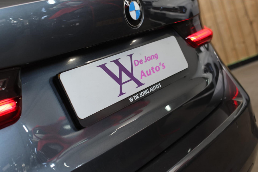 BMW 3 Serie Touring 320i High Executive *Stuurverwarming*Leder*Trekhaak*